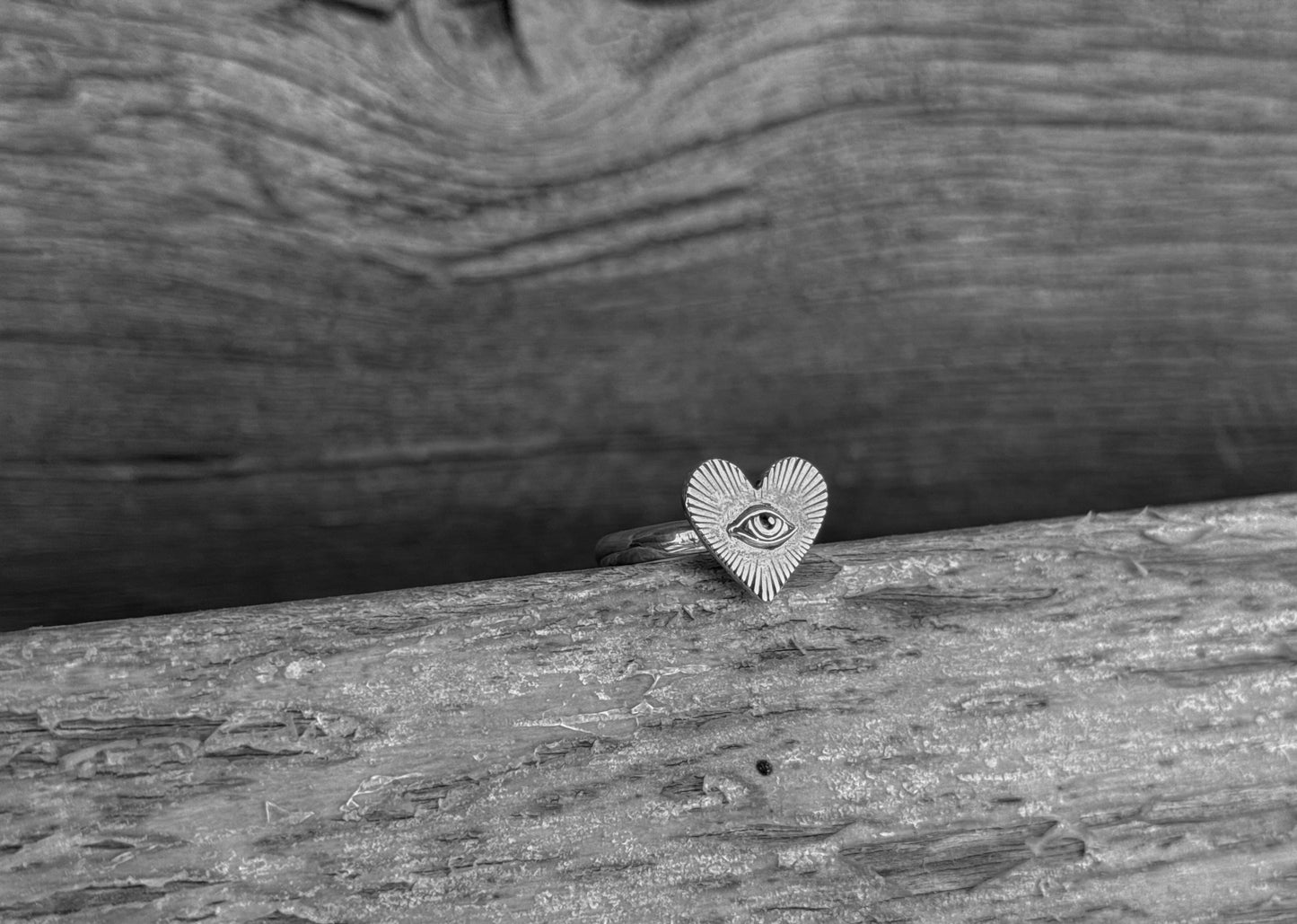 SIZE 7 STERLING HEART RING