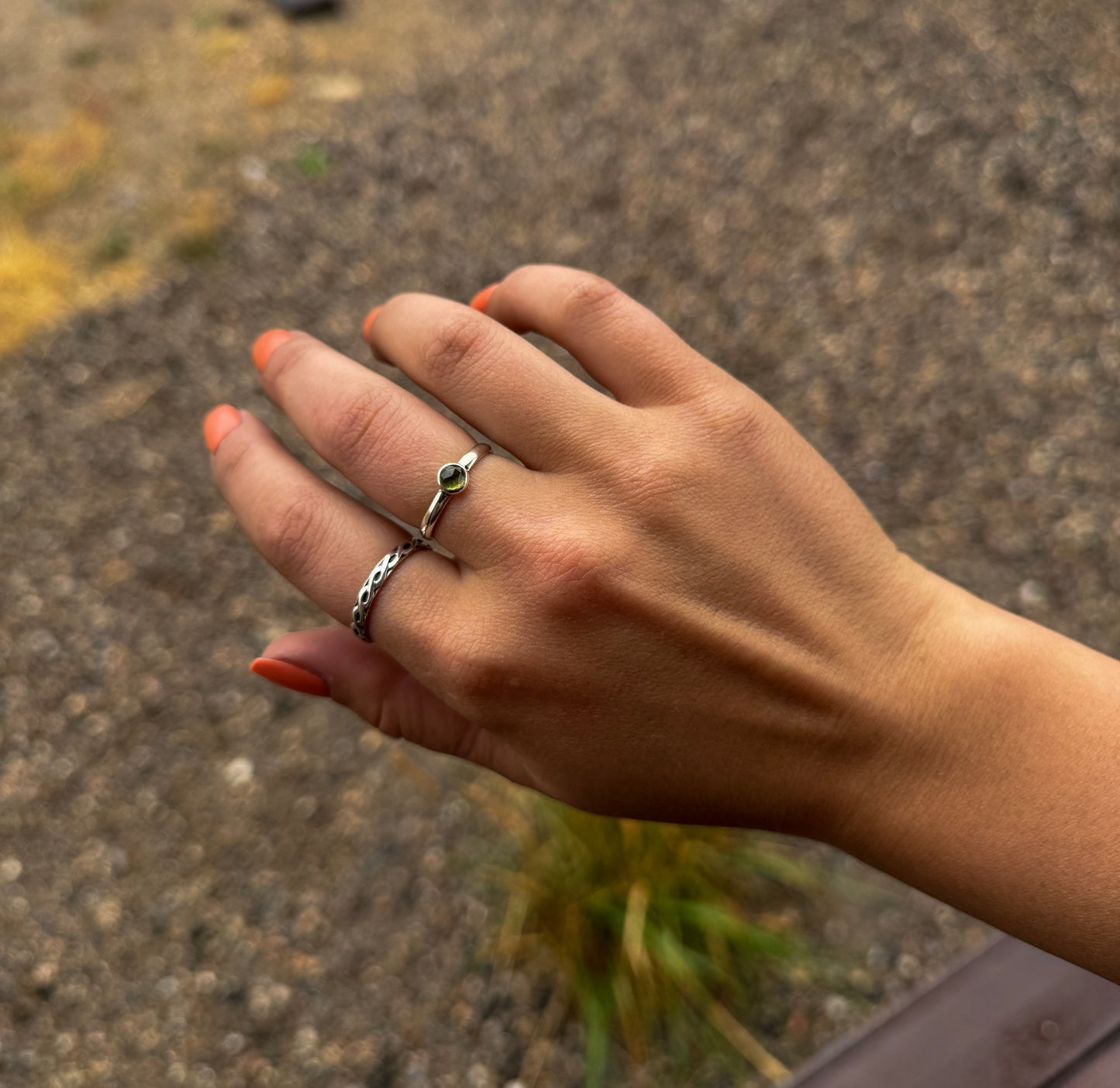 SIZE 7 PERIDOT RING