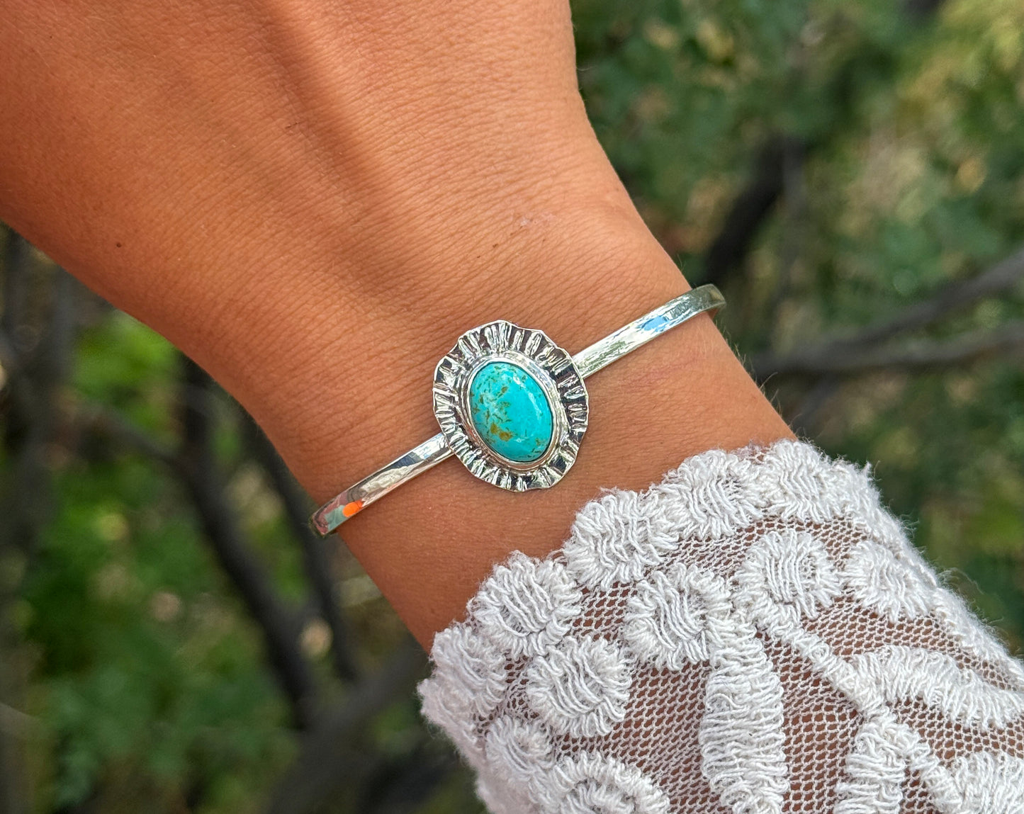 THE FLIGHT CUFF