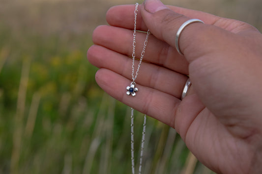 BLUEBELL NECKLACE