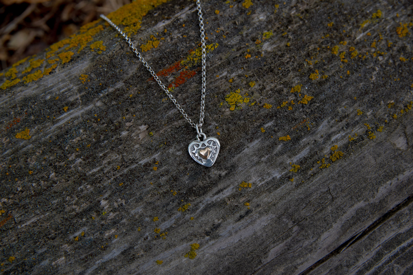 THE GOLDEN HOUR NECKLACE