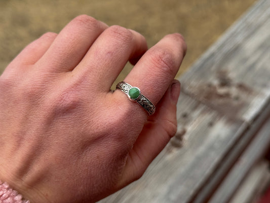 SIZE 11 GREEN KINGMAN RING