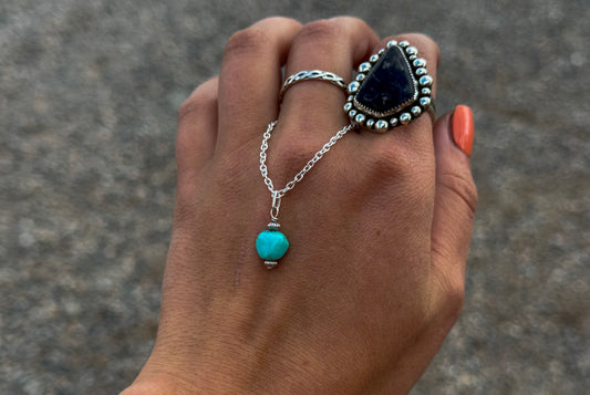 KINGMAN TURQUOISE DROP NECKLACE