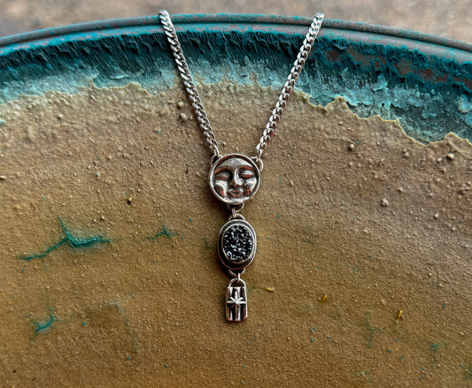 MOON DRUZY NECKLACE