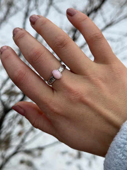 SIZE 8 PINK OPAL RING