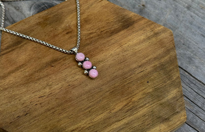 THE PINK SKY NECKLACE